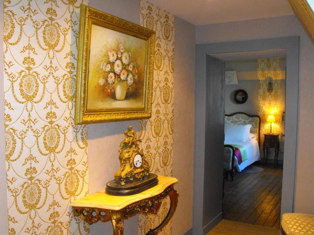 Chateau De Montbrault Fleurigné エクステリア 写真
