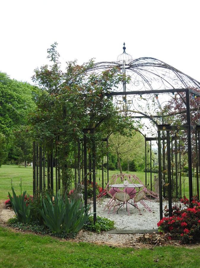 Chateau De Montbrault Fleurigné エクステリア 写真