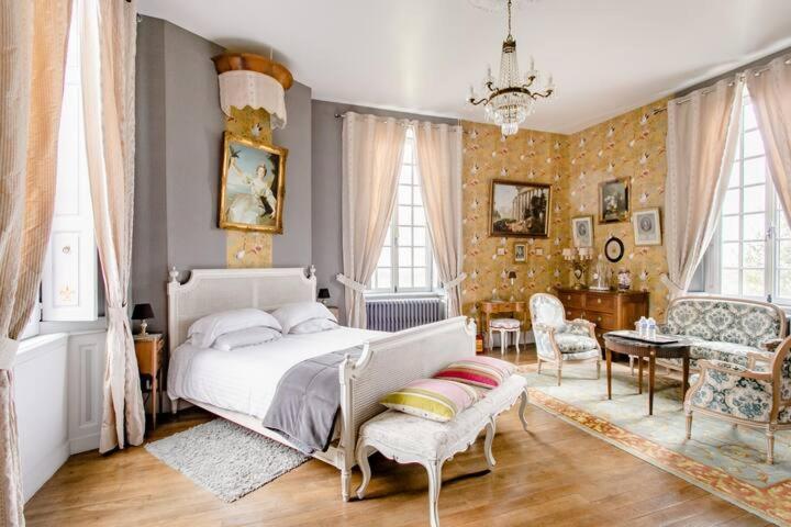 Chateau De Montbrault Fleurigné エクステリア 写真