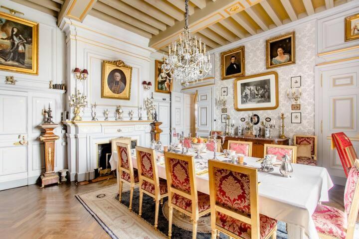Chateau De Montbrault Fleurigné エクステリア 写真