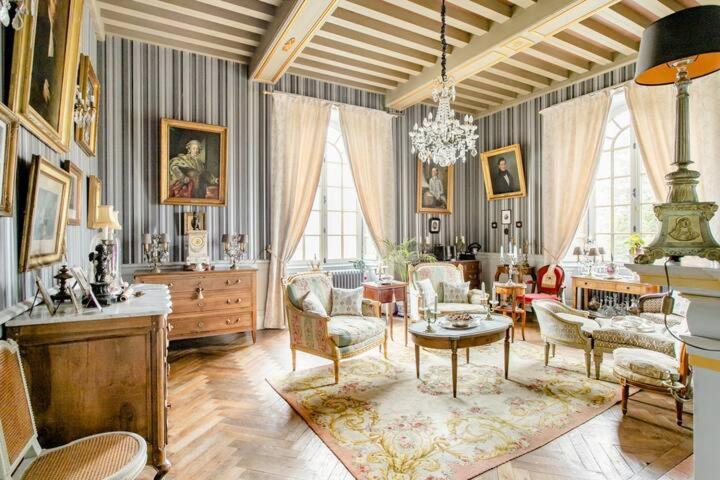 Chateau De Montbrault Fleurigné エクステリア 写真